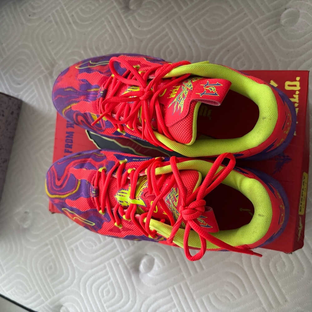 Lamelo ball x Puma basketball shoes
